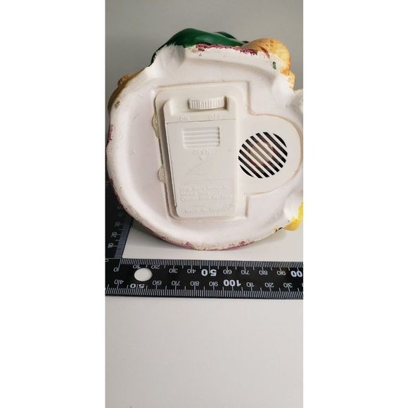 Working Vintage Green Giant Co. 1985 Little Green Sprout Piggy Bank Music - Picture 3 of 11